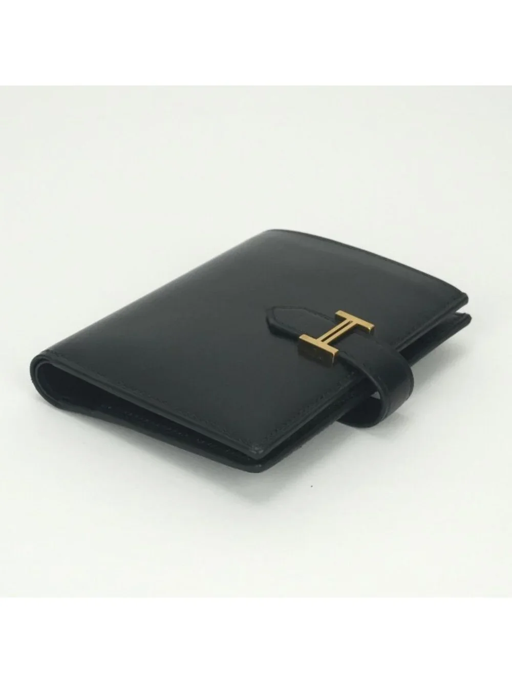 Hermes brand model
